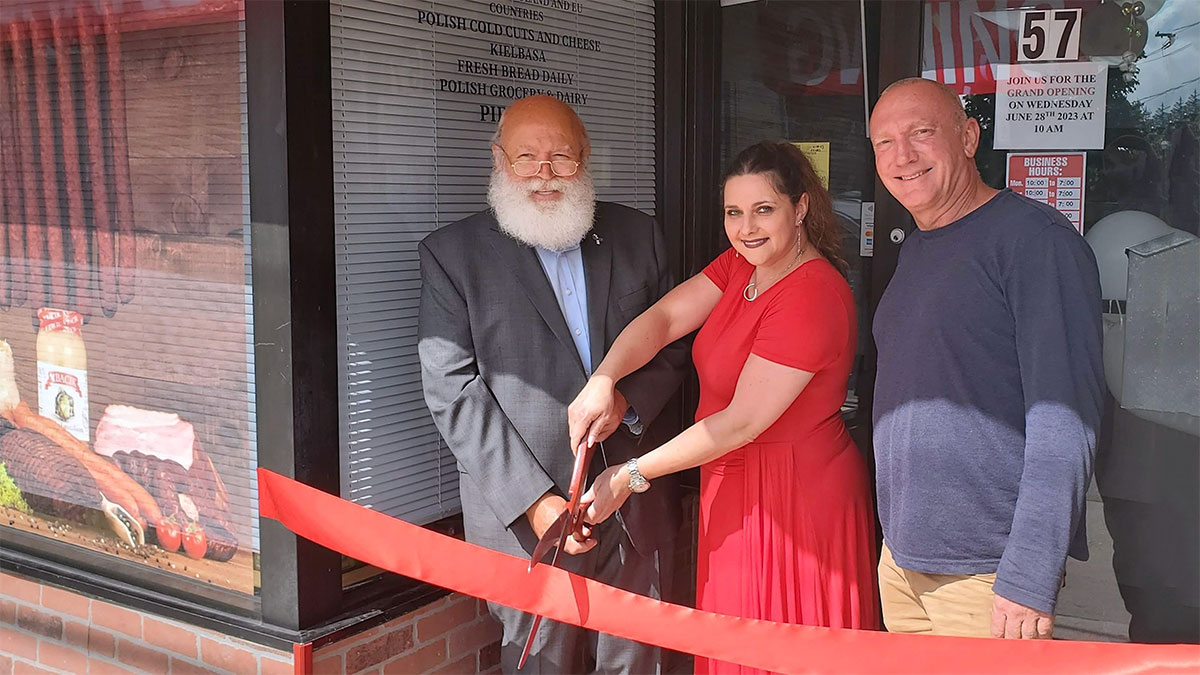 Orzelek grand opening